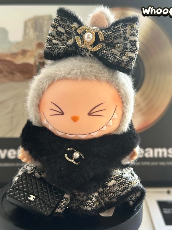 POP MART Labubu Replacing Clothes Set, Labubu Chanel Outfit (No Dolls)